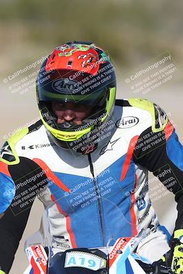 media/Jan-15-2026-Racers Edge (Thu) [[dfebeb70ab]]/2-A Group/Session 5 Turn 2/